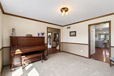 108 Mendy Court, Englewood, OH 45322 - Photo 9