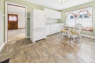 800 Spring St, Greenville, OH 45331 - Photo 5