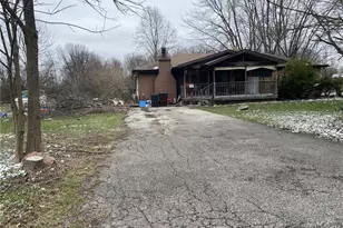 3278 Crestview Ave, Clearcreek Twp, OH 45036 - Photo 1