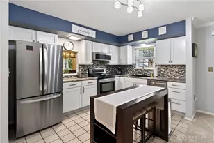 5907 Red Coach Rd, Washington Twp, OH 45429 - Photo 15