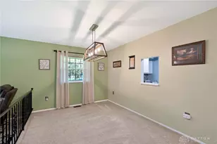 5907 Red Coach Rd, Washington Twp, OH 45429 - Photo 7