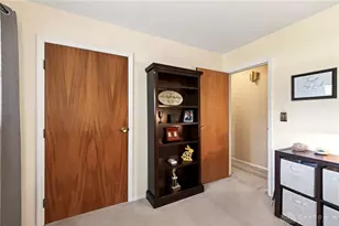 5907 Red Coach Rd, Washington Twp, OH 45429 - Photo 35