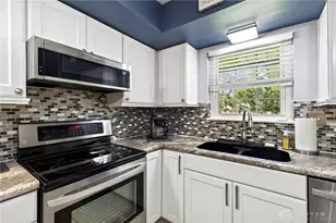 5907 Red Coach Rd, Washington Twp, OH 45429 - Photo 17