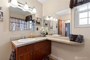 5907 Red Coach Rd, Washington Twp, OH 45429 - Photo 41