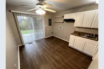 5454 Broomall Street, Huber Heights, OH 45424 - Photo 7