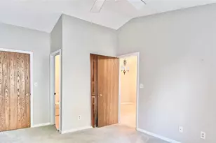 6620 Green Branch Dr, Centerville, OH 45459 - Photo 9