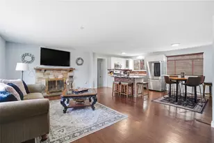 1692 Shady Ln, Beavercreek, OH 45432 - Photo 7