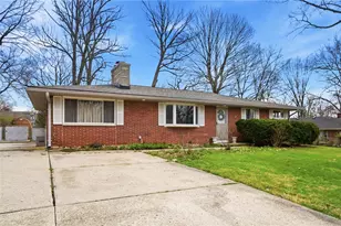 1692 Shady Ln, Beavercreek, OH 45432 - Photo 3