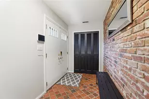 440 Walsingham Ct, Centerville, OH 45429 - Photo 5