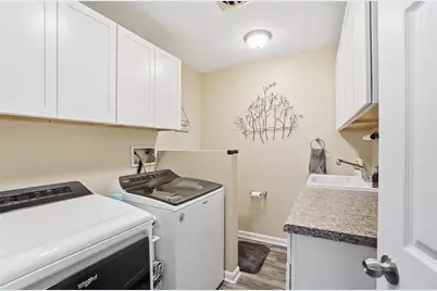 440 Walsingham Court, Centerville, OH 45429 - Photo 39