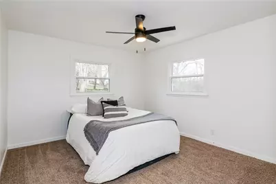 225 S Main Street, Centerville, OH 45458 - Photo 17