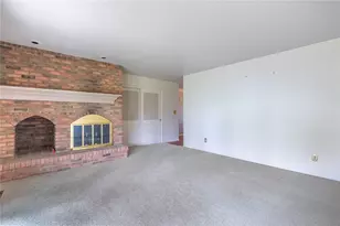 538 West Alex Bell Road, Washington Twp, OH 45459 - Photo 5