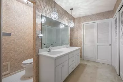 538 W Alex Bell Road, Washington Twp, OH 45459 - Photo 23