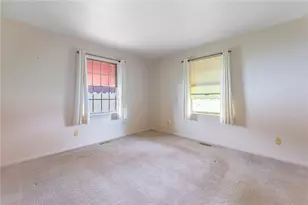 538 West Alex Bell Road, Washington Twp, OH 45459 - Photo 17