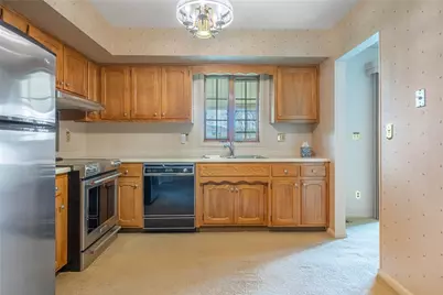 538 W Alex Bell Road, Washington Twp, OH 45459 - Photo 7