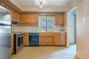 538 West Alex Bell Road, Washington Twp, OH 45459 - Photo 7