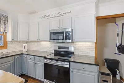 214 Old Carriage Drive, Englewood, OH 45322 - Photo 9