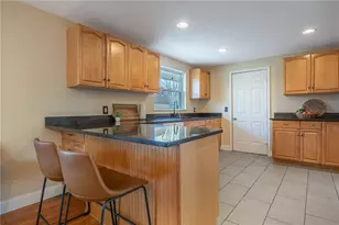 1026 Trianon Dr, Xenia Twp, OH 45385 - Photo 7