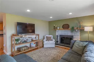 1026 Trianon Dr, Xenia Twp, OH 45385 - Photo 3