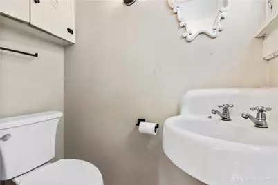 303 Hadley Avenue, Oakwood, OH 45419 - Photo 11