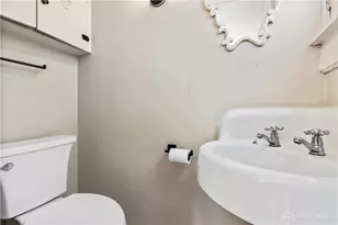 303 Hadley Ave, Oakwood, OH 45419 - Photo 11