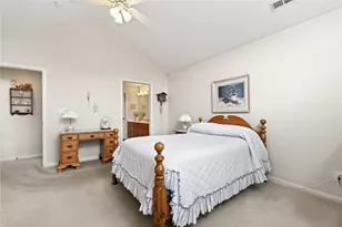 454 Beth Page Cir, Washington Twp, OH 45458 - Photo 25