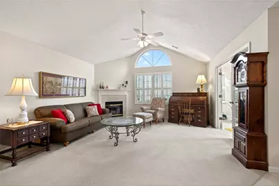 454 Beth Page Circle, Washington Twp, OH 45458 - Photo 7