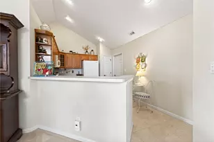 454 Beth Page Cir, Washington Twp, OH 45458 - Photo 17