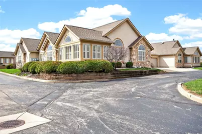 454 Beth Page Circle, Washington Twp, OH 45458 - Photo 3