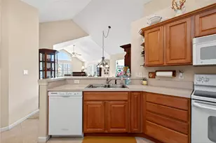 454 Beth Page Cir, Washington Twp, OH 45458 - Photo 19