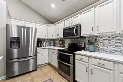 6823 Deergreen Court, Huber Heights, OH 45424 - Photo 17