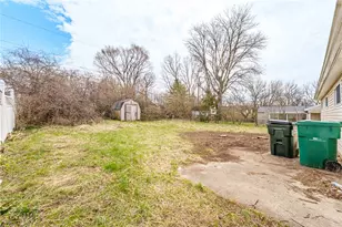 1692 Hopewell Ave, Jefferson Twp, OH 45417 - Photo 29