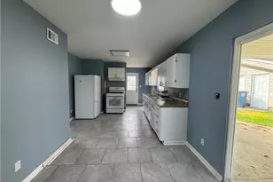 4883 Rainier Dr, Dayton, OH 45432 - Photo 9