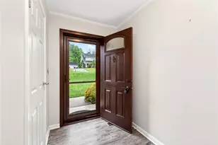 5590 Folkestone Dr, Washington Twp, OH 45459 - Photo 5