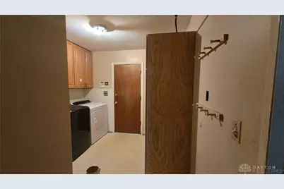 3306 Burgoyne Drive, Dayton, OH 45405 - Photo 9