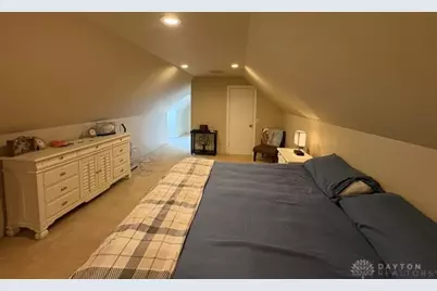 213 E Dorothy Lane, Kettering, OH 45419 - Photo 17