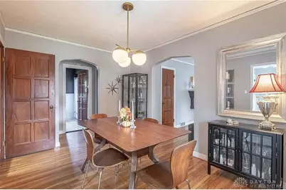 213 E Dorothy Lane, Kettering, OH 45419 - Photo 3