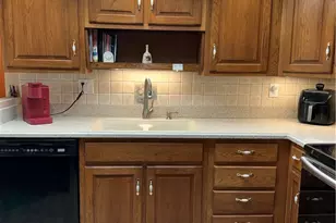 6208 Rosecrest Dr, Butler Twp, OH 45414 - Photo 23