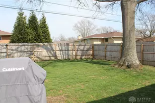 6208 Rosecrest Dr, Butler Twp, OH 45414 - Photo 61