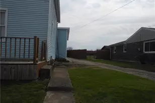 419 E Main St, Bradford, OH 45308 - Photo 5