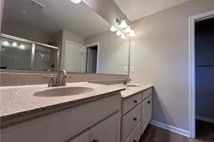 16 Old Pond Rd, Springboro, OH 45066 - Photo 11