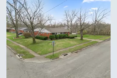 98 Gump Place, Trotwood, OH 45426 - Photo 3