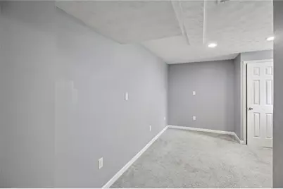 4012 Atha Court, Riverside, OH 45424 - Photo 35