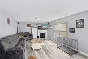 4012 Atha Ct, Riverside, OH 45424 - Photo 7