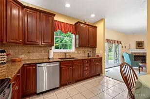 2051 Terrace Glen Ct, Beavercreek, OH 45431 - Photo 9
