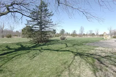 2511 N Snyder Road, Trotwood, OH 45426 - Photo 9