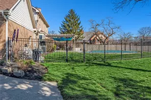 8800 Withersfield Ct, Springboro, OH 45066 - Photo 19