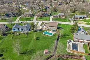 8800 Withersfield Ct, Springboro, OH 45066 - Photo 9