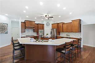 555 Heatherwoode Cir, Springboro, OH 45066 - Photo 11