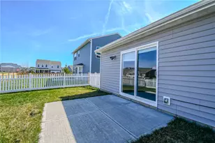 8196 Cherry Birch Dr, Tipp City, OH 45371 - Photo 29